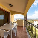 Apartmán Comfy With Sea View Badesi