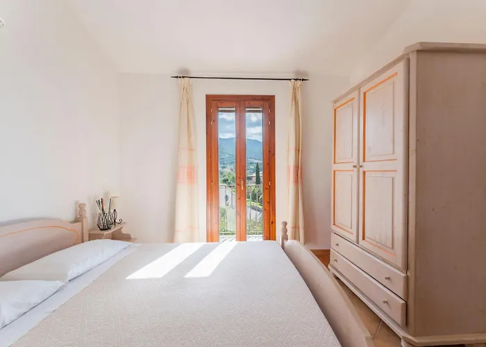 Comfy With Sea View Apartment Badesi